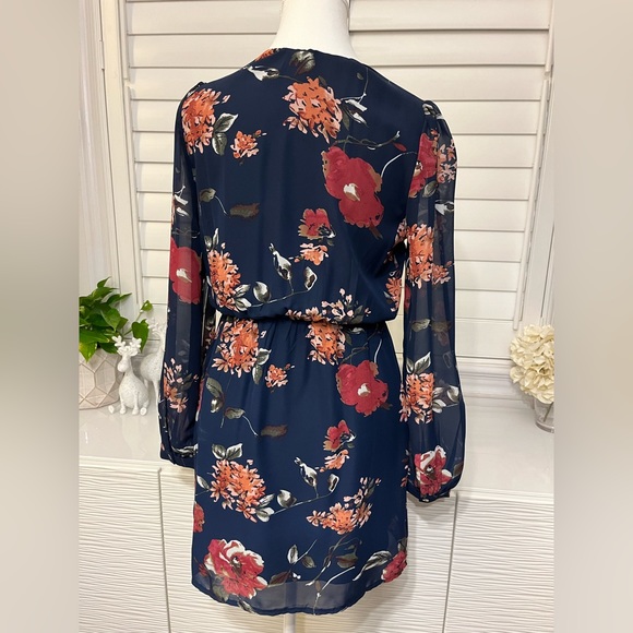 Navy Floral Dress - Picture 2 of 6